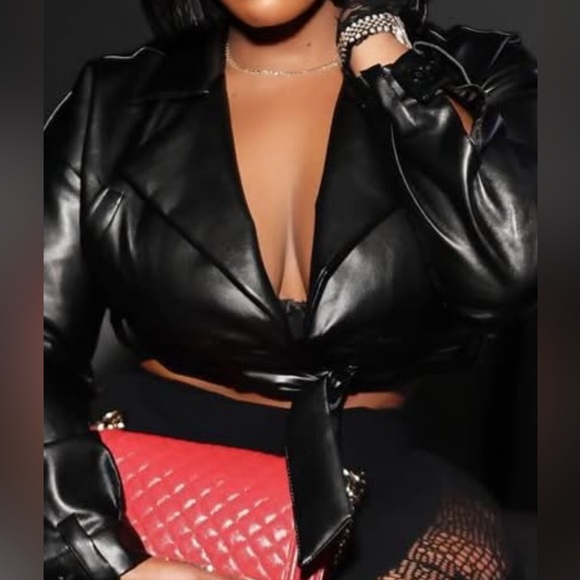 Tops - Cropped Leather Black Shirt w/ Belt